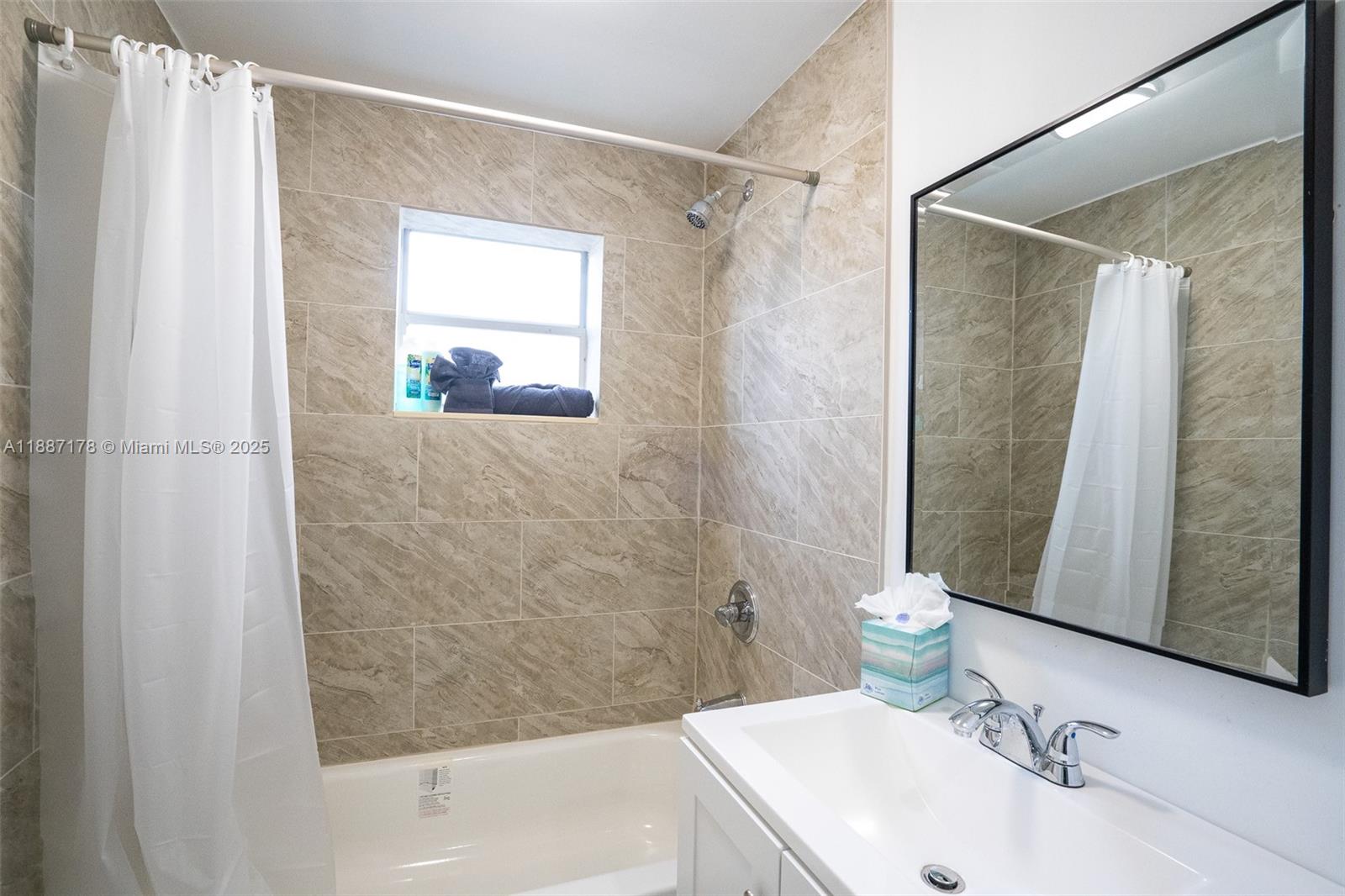   /   sq. ft. $ 2025-09-30 0 Photo