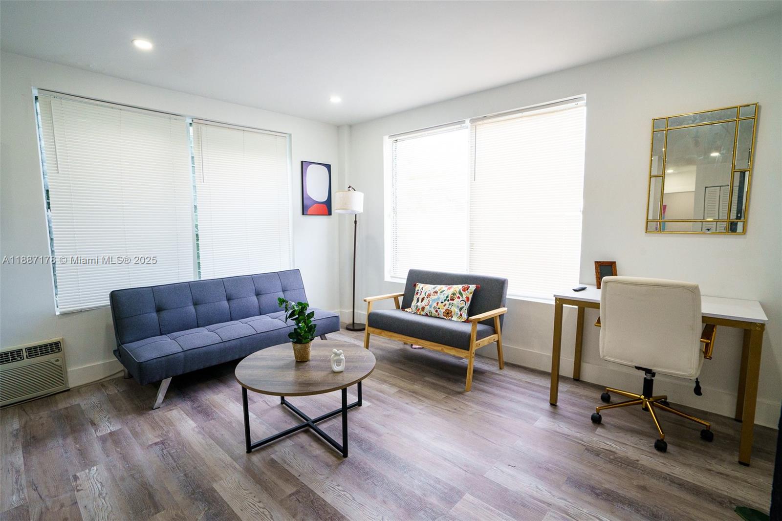   /   sq. ft. $ 2025-09-30 0 Photo