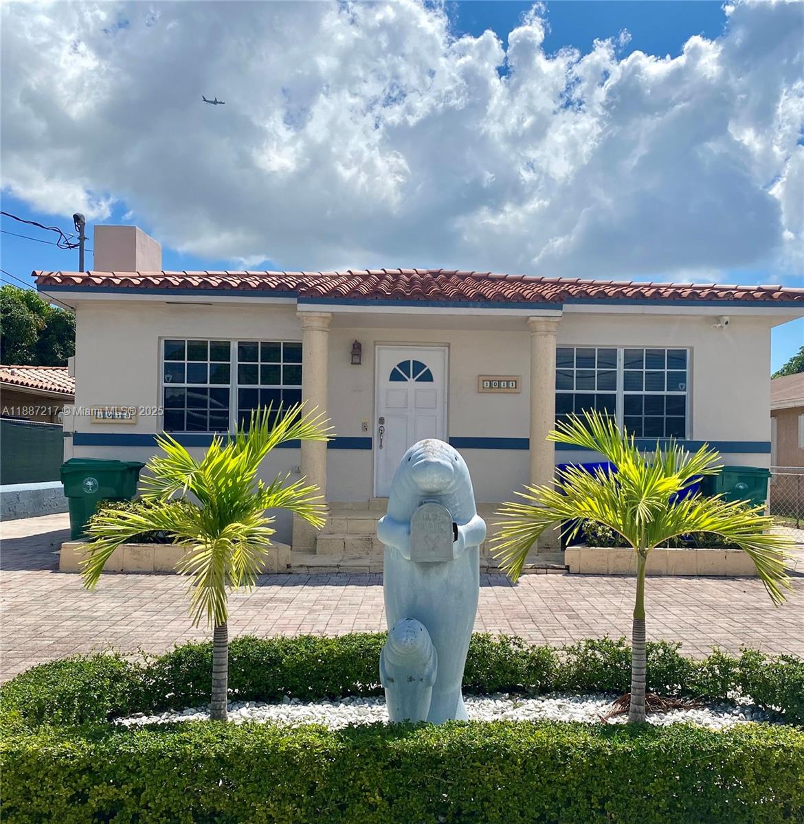  /  2876 sq. ft. $ 2025-09-30 0 Photo