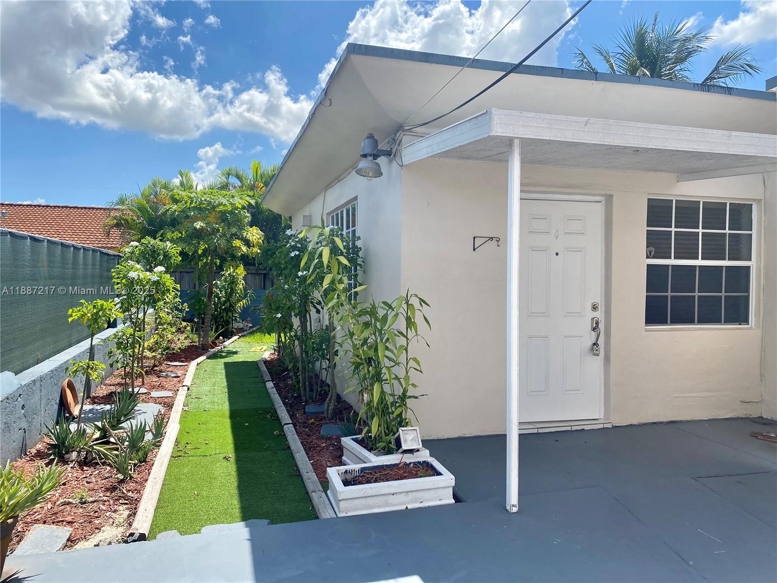   /  2876 sq. ft. $ 2025-09-30 0 Photo