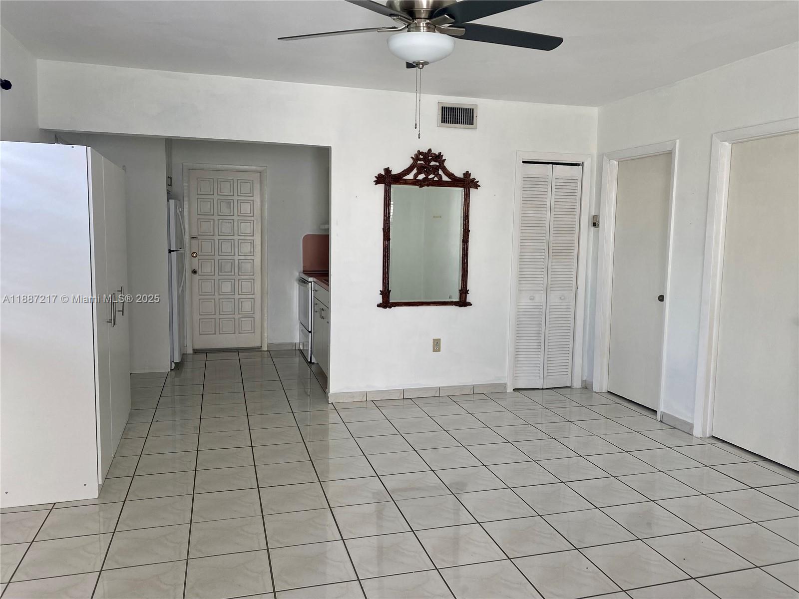   /  2876 sq. ft. $ 2025-09-30 0 Photo