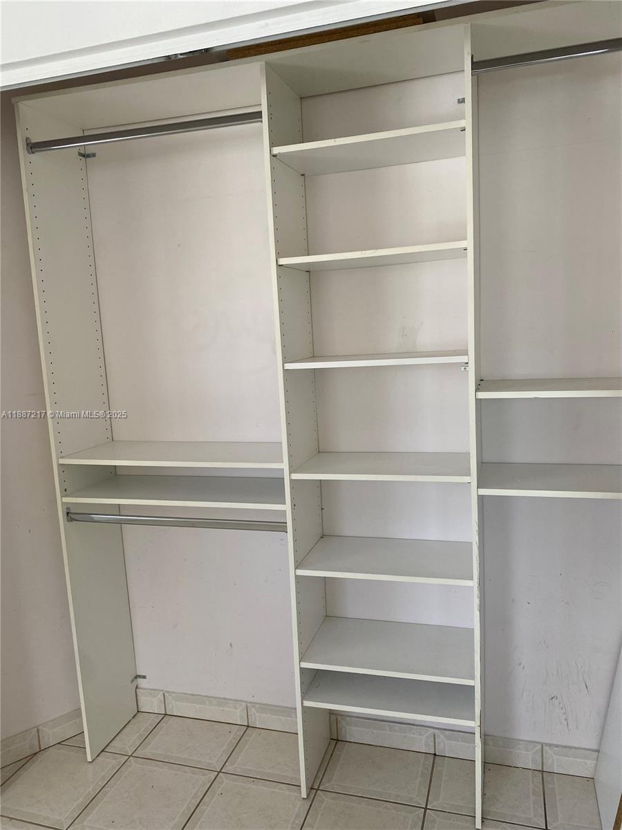   /  2876 sq. ft. $ 2025-09-30 0 Photo
