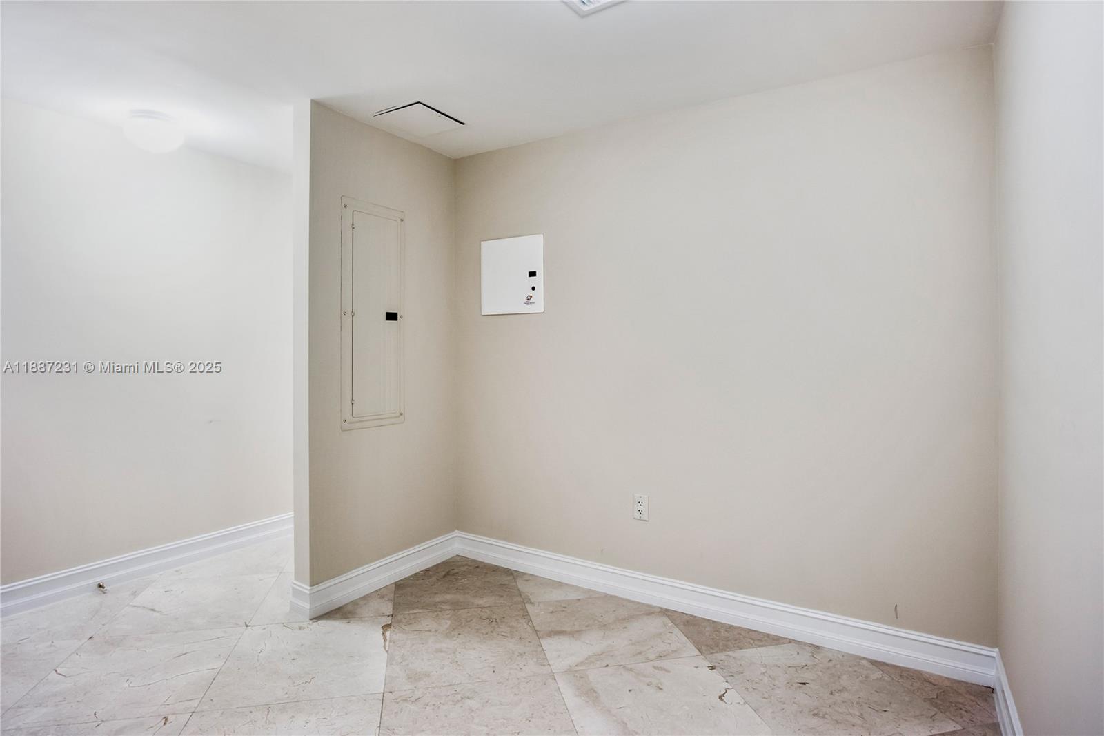 Photo of 3201 183rd ST  #PH2904-05, Aventura, Florida, 33160 - 