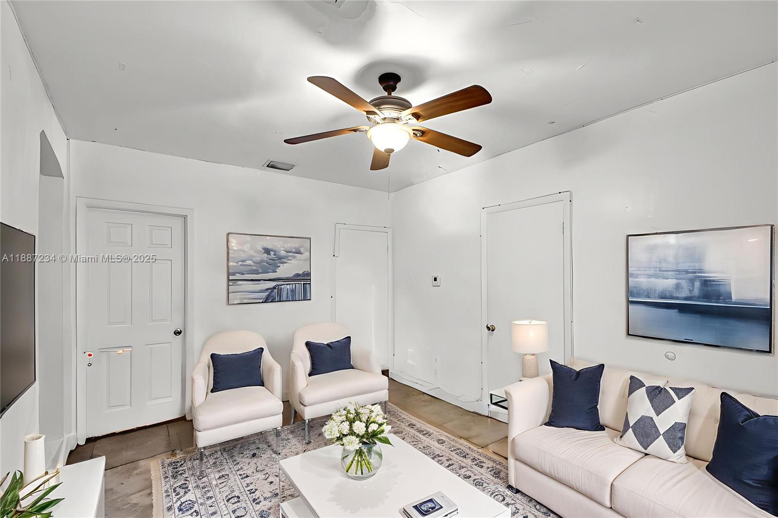   /  3032 sq. ft. $ 2025-09-30 0 Photo