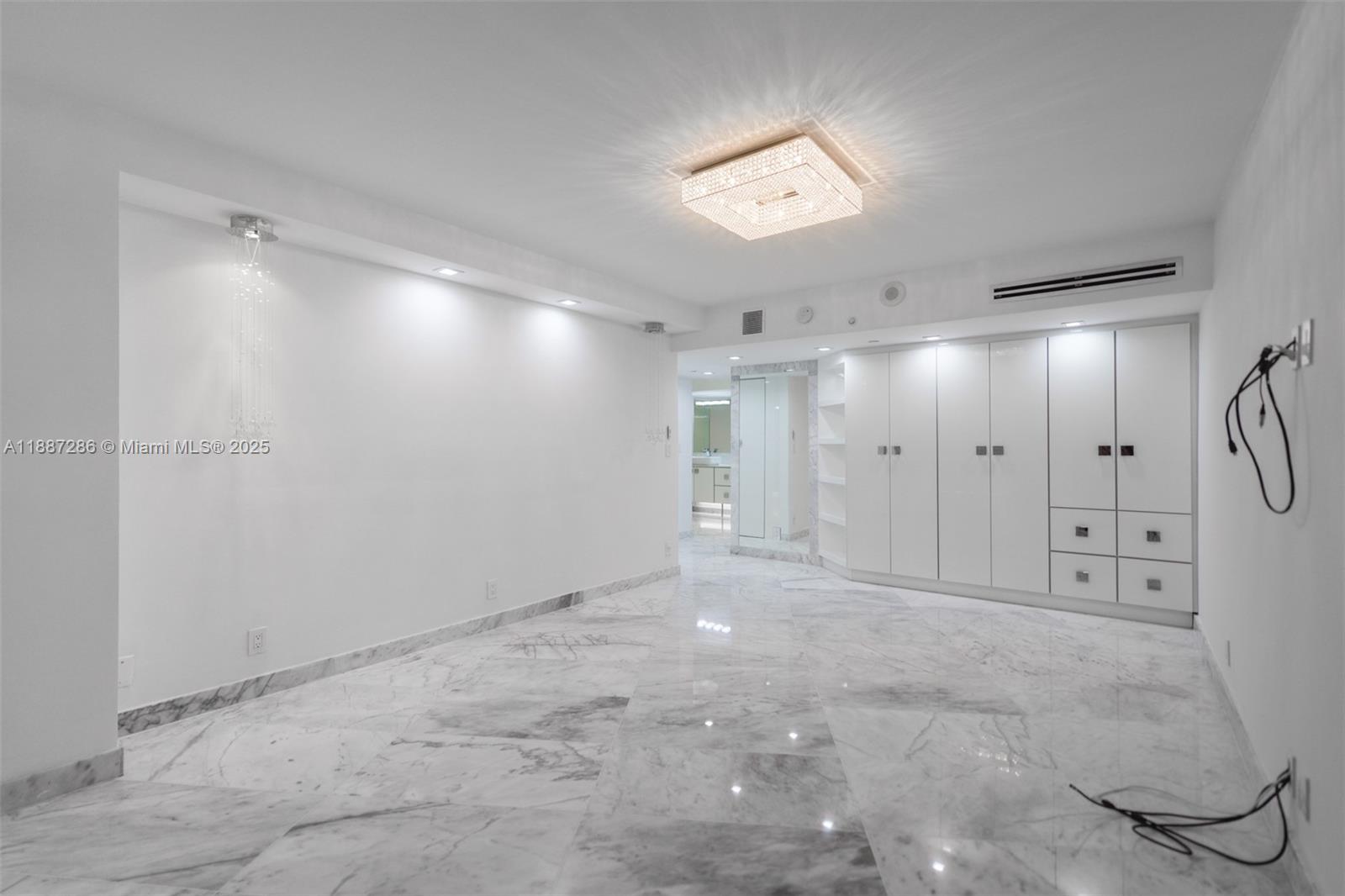 Photo of 19195 Mystic Pointe Dr  #2707, Aventura, Florida, 33180 - 