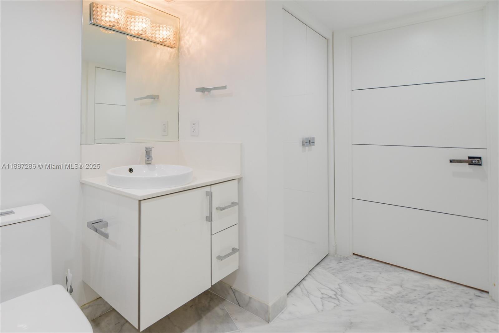 Photo of 19195 Mystic Pointe Dr  #2707, Aventura, Florida, 33180 - 