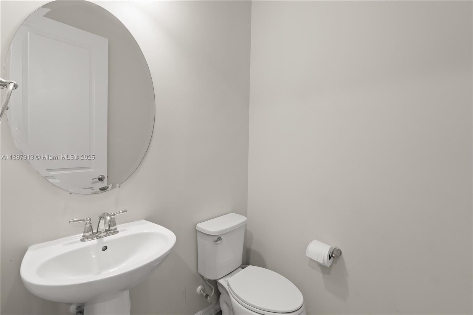 4955 3 / 3 1760 sq. ft. $ 2025-09-30 0 Photo