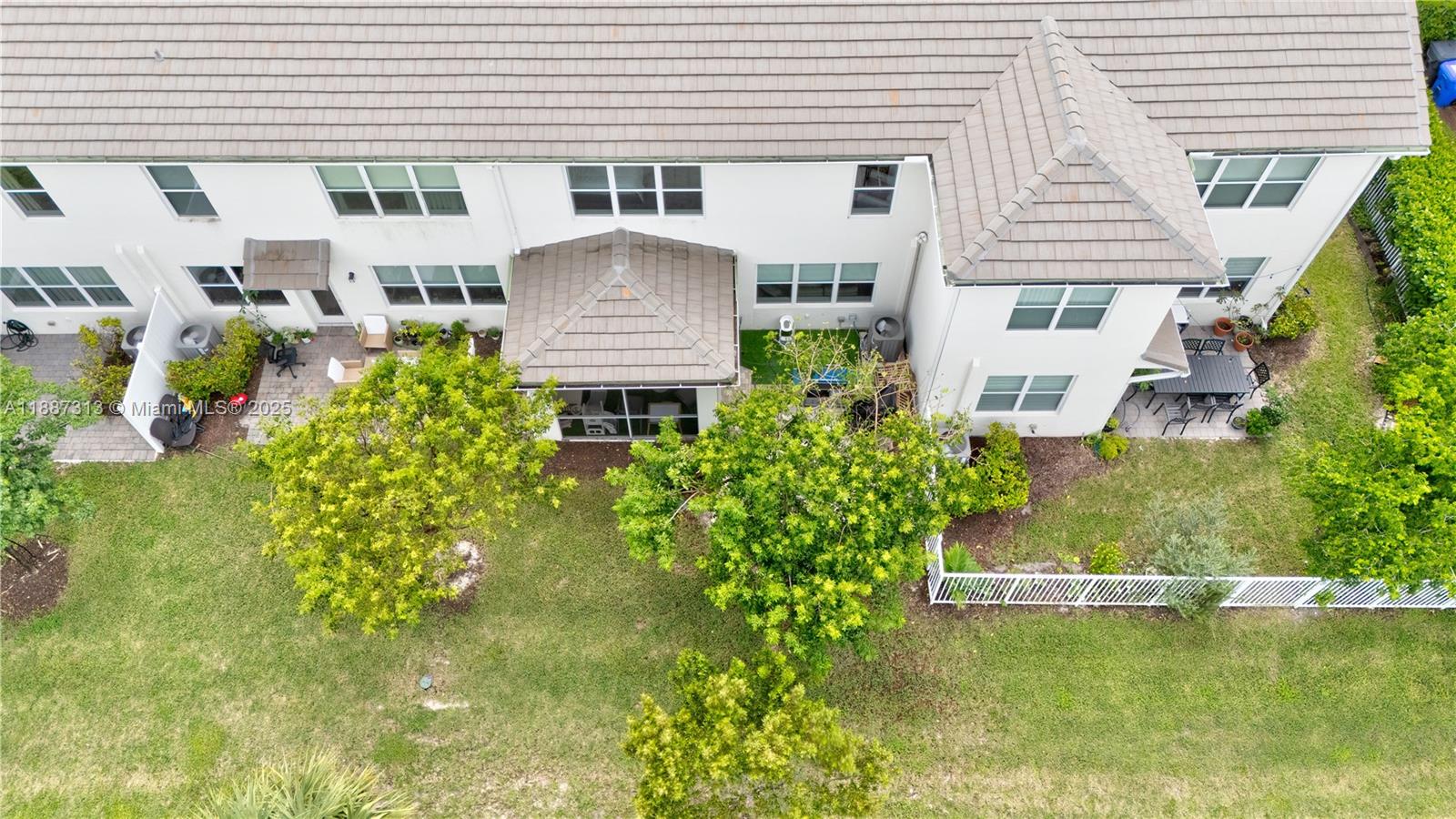 4955 3 / 3 1760 sq. ft. $ 2025-09-30 0 Photo