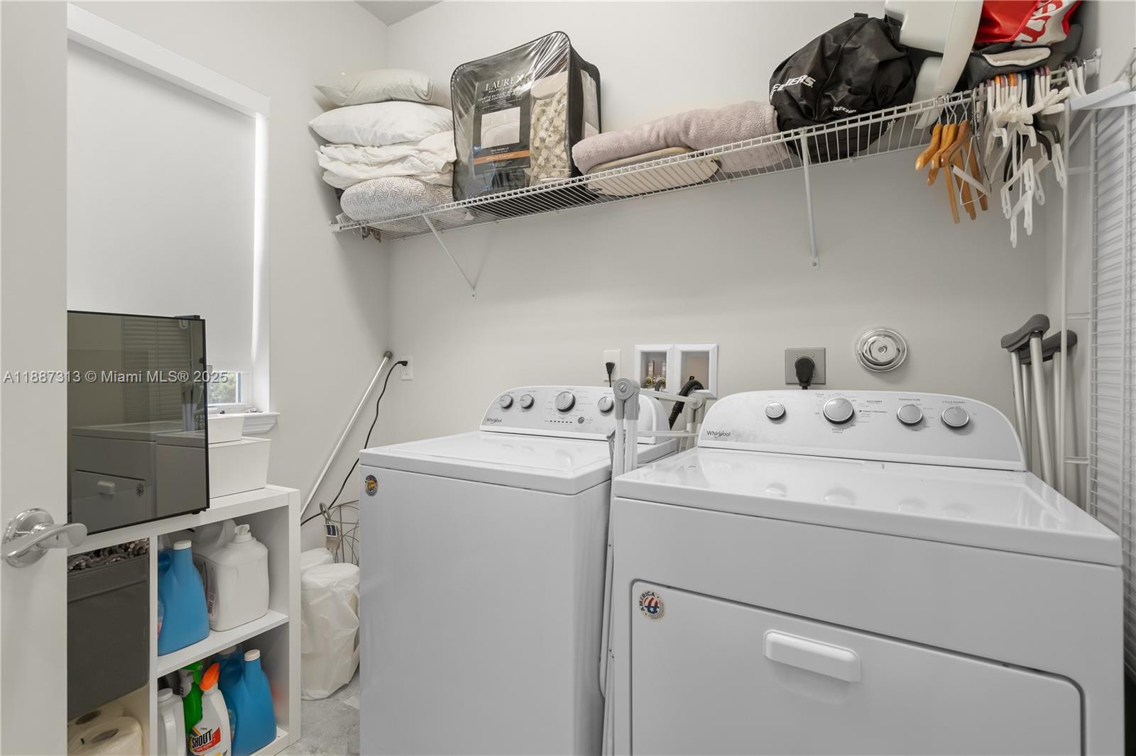 4955 3 / 3 1760 sq. ft. $ 2025-09-30 0 Photo