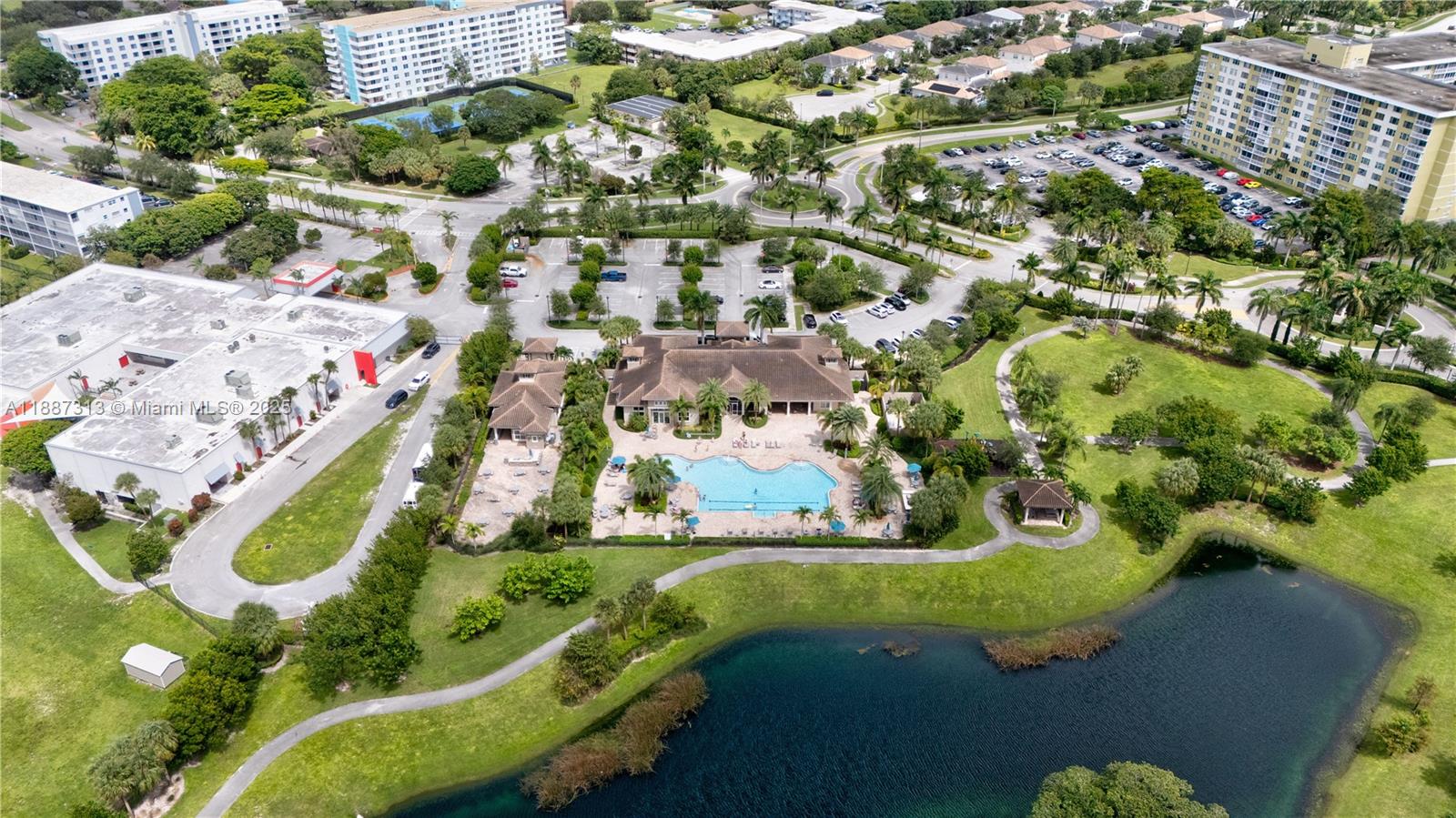 4955 3 / 3 1760 sq. ft. $ 2025-09-30 0 Photo