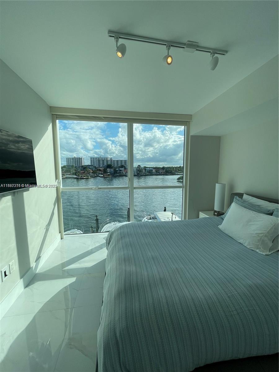 Photo of 400 Sunny Isles Blvd #317, Sunny Isles Beach, Florida, 33160 -