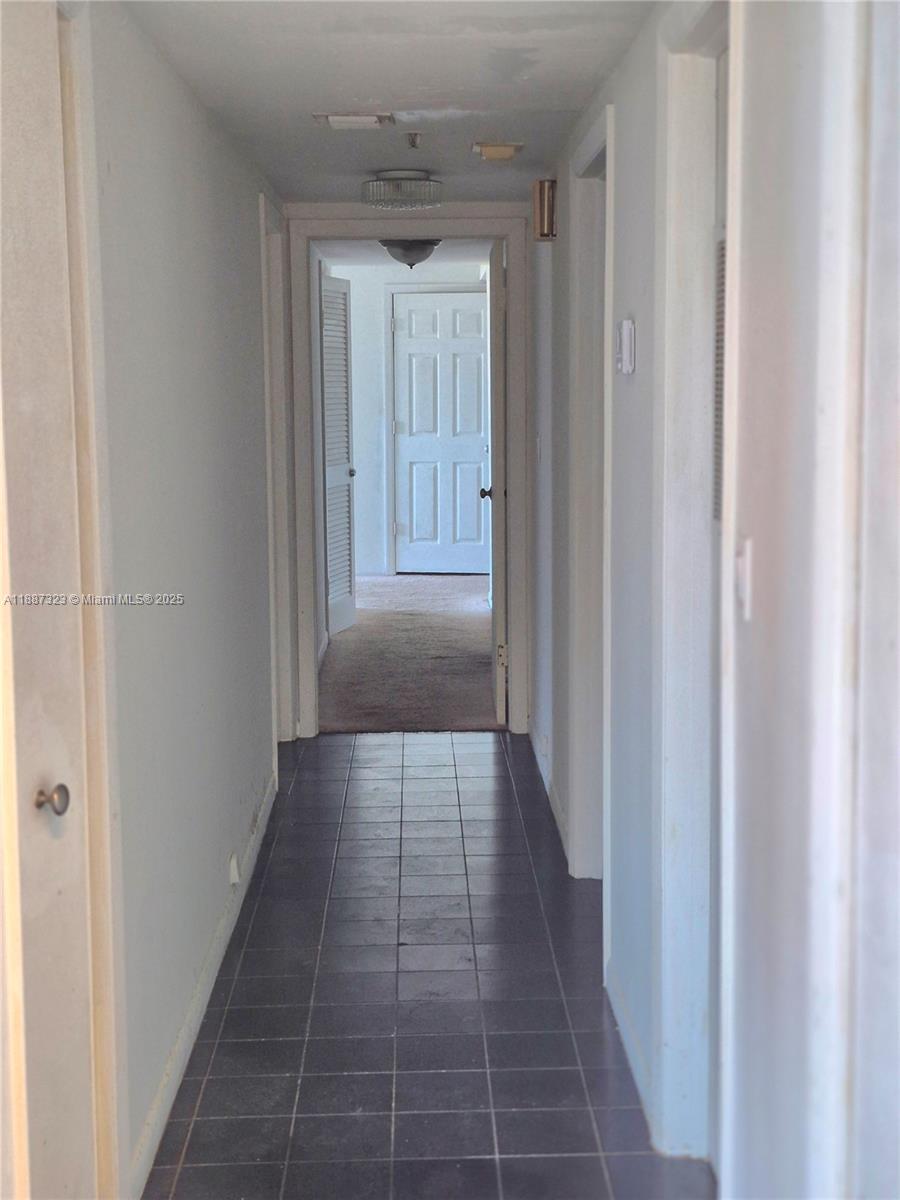 602-4 3 / 3 2200 sq. ft. $ 2025-09-30 0 Photo