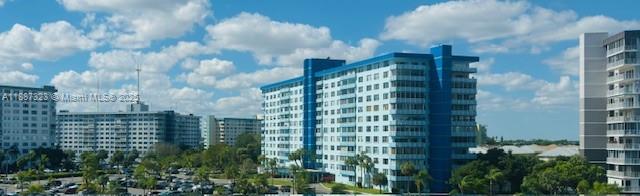 602-4 3 / 3 2200 sq. ft. $ 2025-09-30 0 Photo