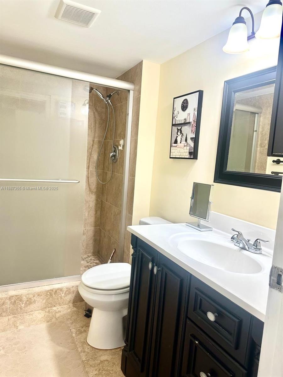 Photo of 20335 Country Club Dr  #2003, Aventura, Florida, 33180 - 
