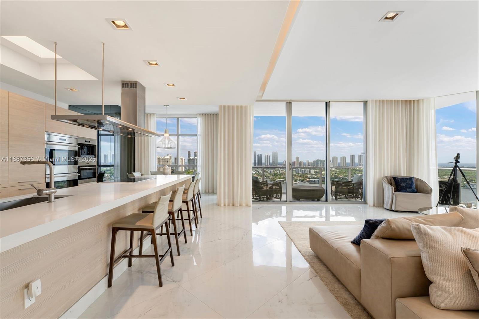 Photo of 17301 Biscayne Blvd #PH-7, North Miami Beach, Florida, 33160 -