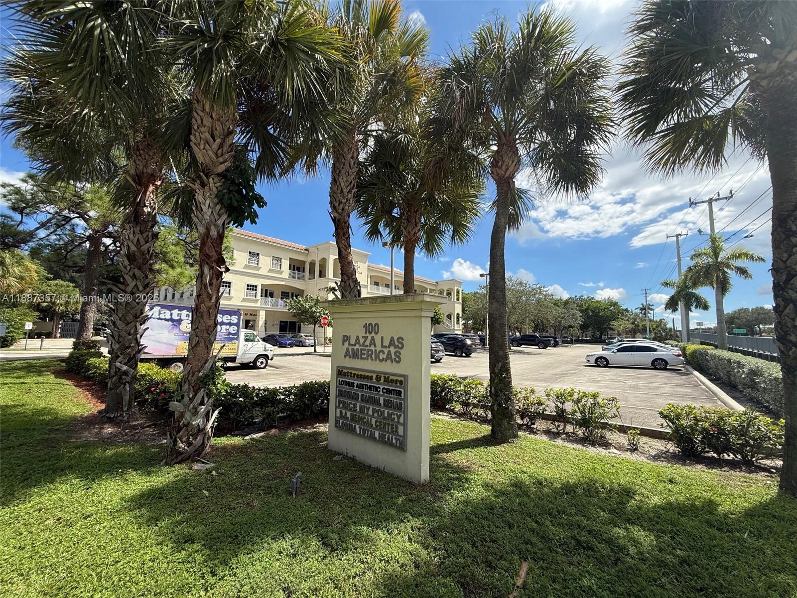 105  /   sq. ft. $ 2025-09-30 0 Photo