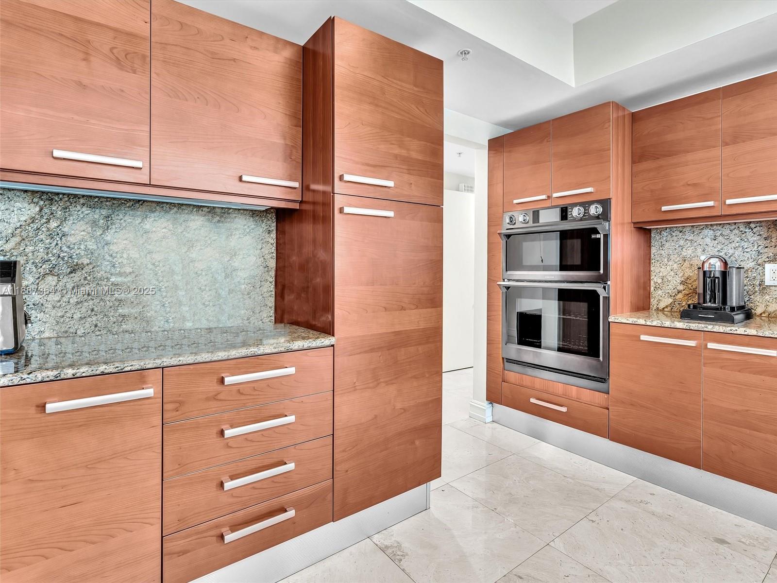 Photo of 3535 Ocean Dr  #905, Hollywood, Florida, 33019 - 