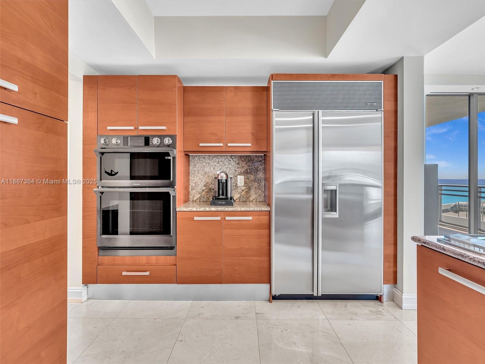 Photo of 3535 Ocean Dr  #905, Hollywood, Florida, 33019 - 