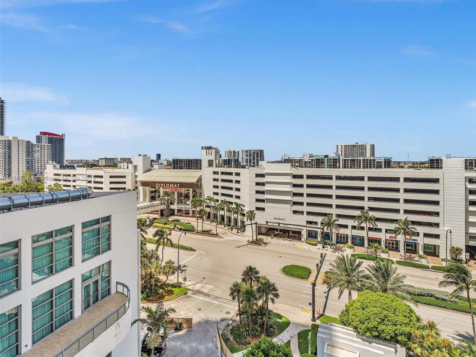 Photo of 3535 Ocean Dr  #905, Hollywood, Florida, 33019 - 