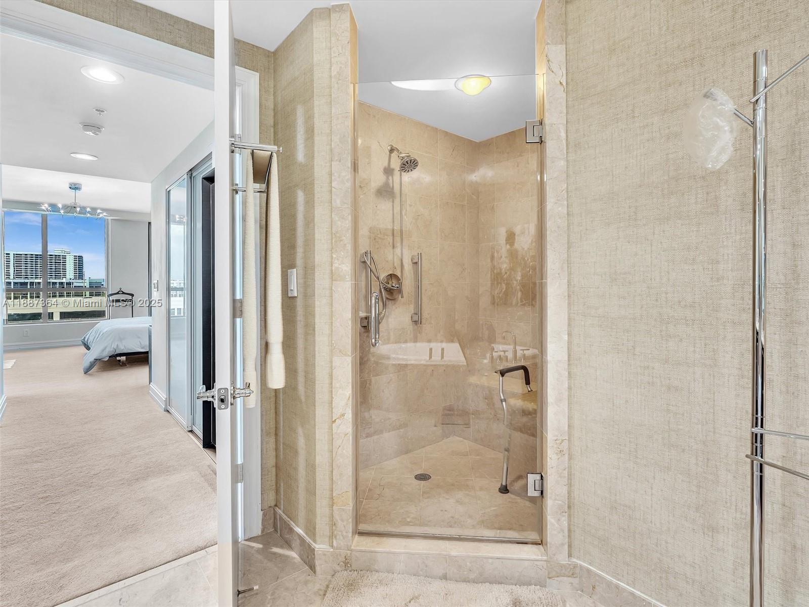 Photo of 3535 Ocean Dr  #905, Hollywood, Florida, 33019 - 