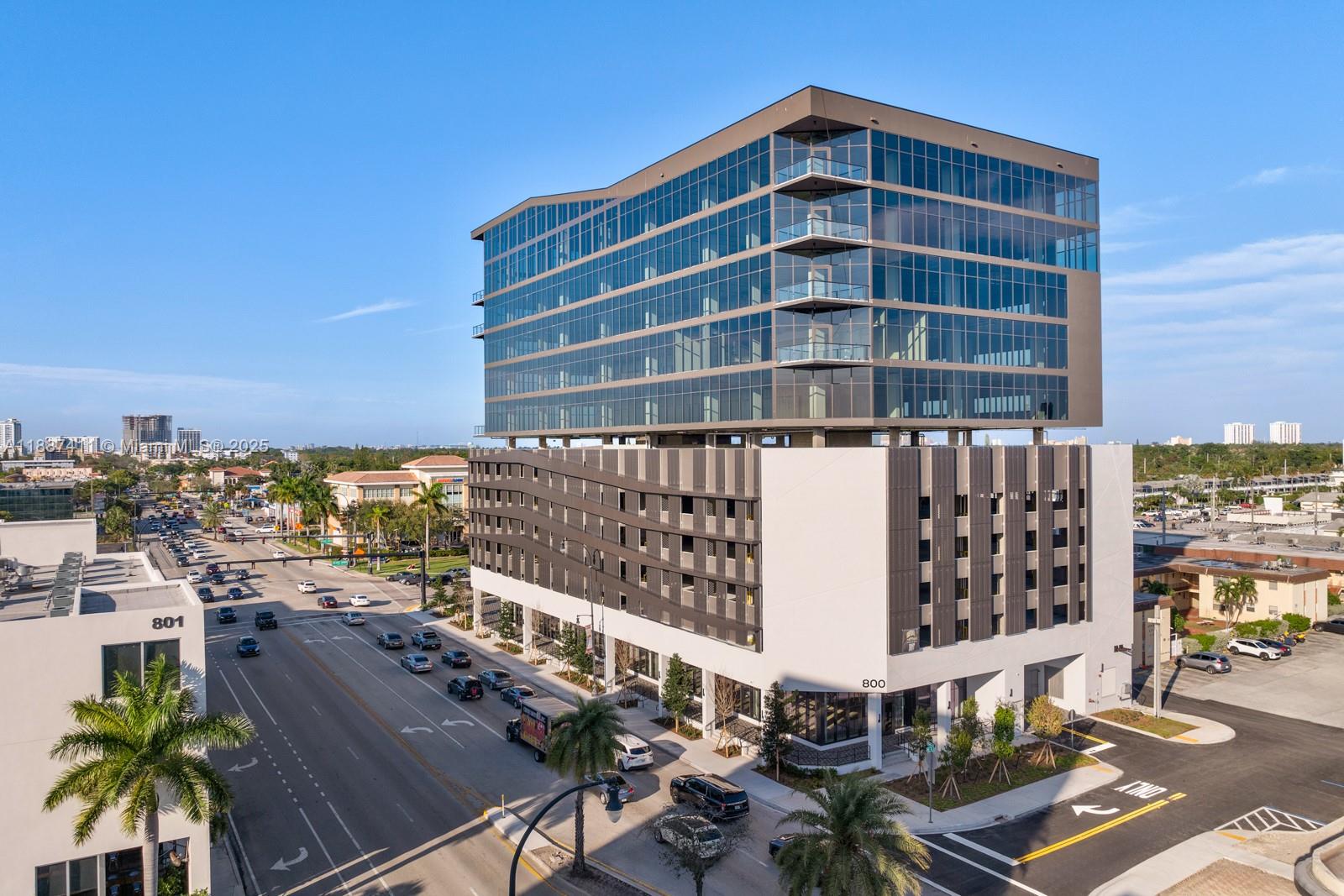 804  /   sq. ft. $ 2025-09-30 0 foto