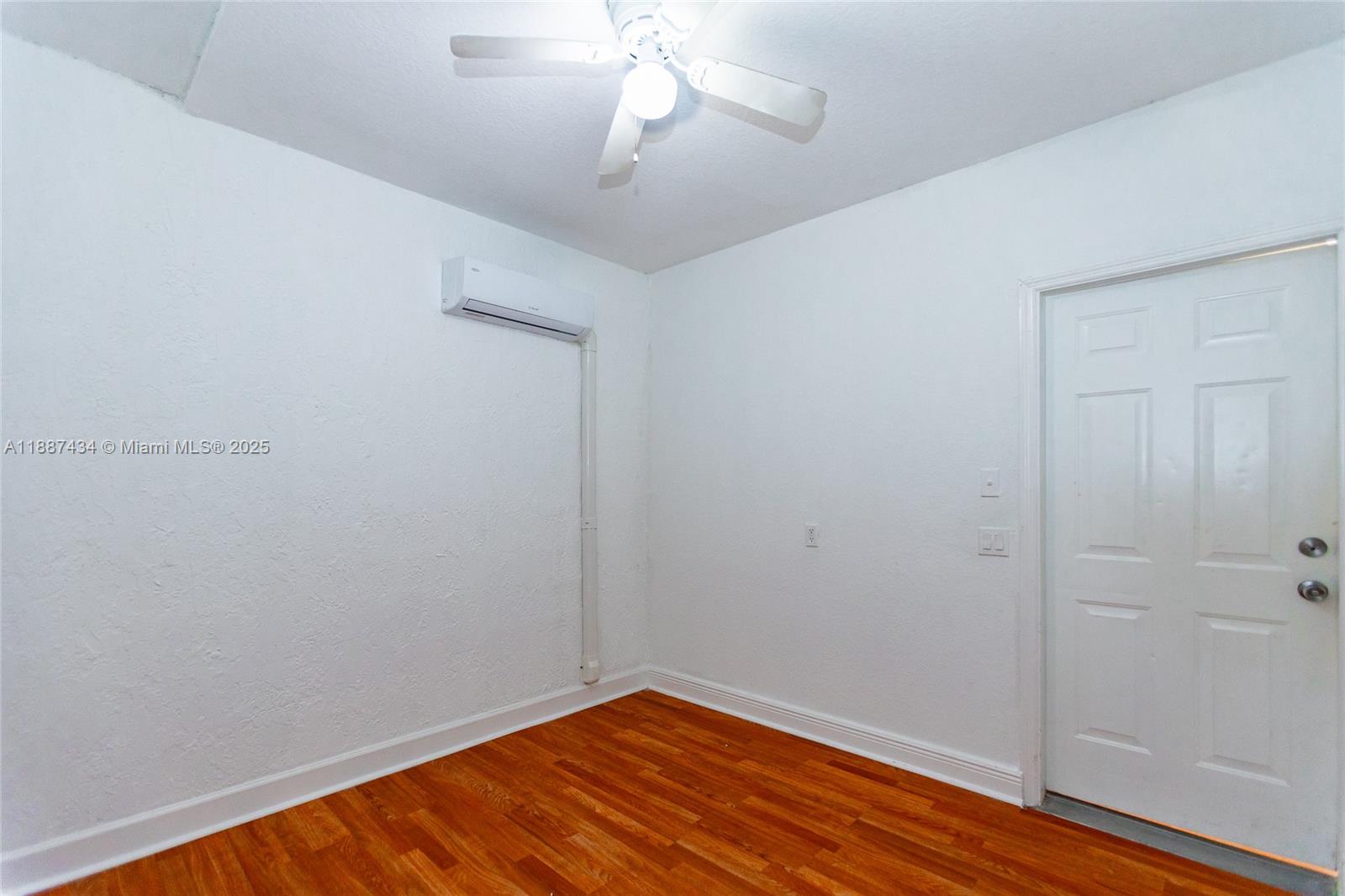 1030 3 / 3 1456 sq. ft. $ 2025-09-30 0 Photo