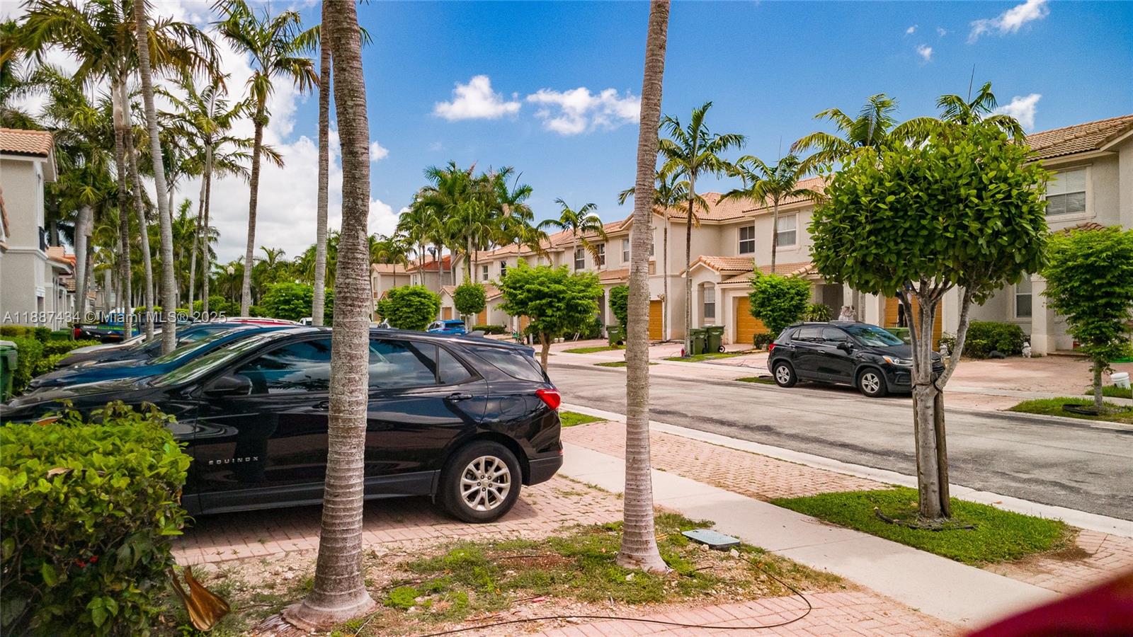 1030 3 / 3 1456 sq. ft. $ 2025-09-30 0 Photo