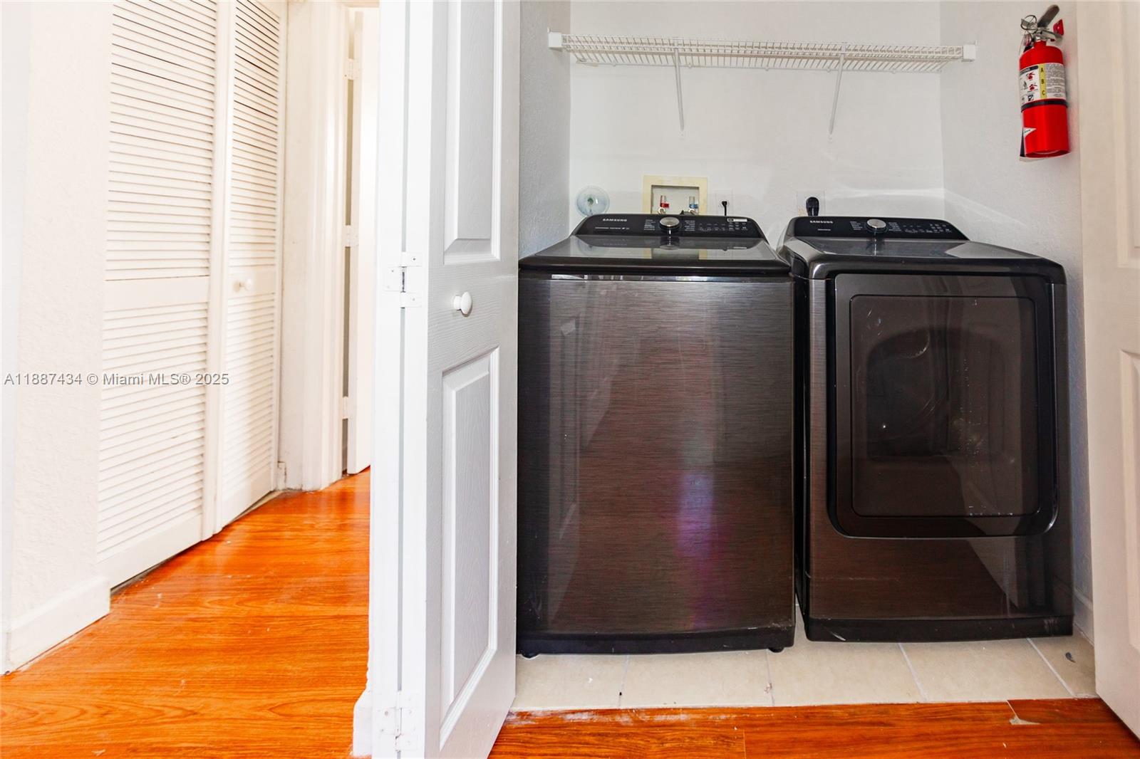 1030 3 / 3 1456 sq. ft. $ 2025-09-30 0 Photo
