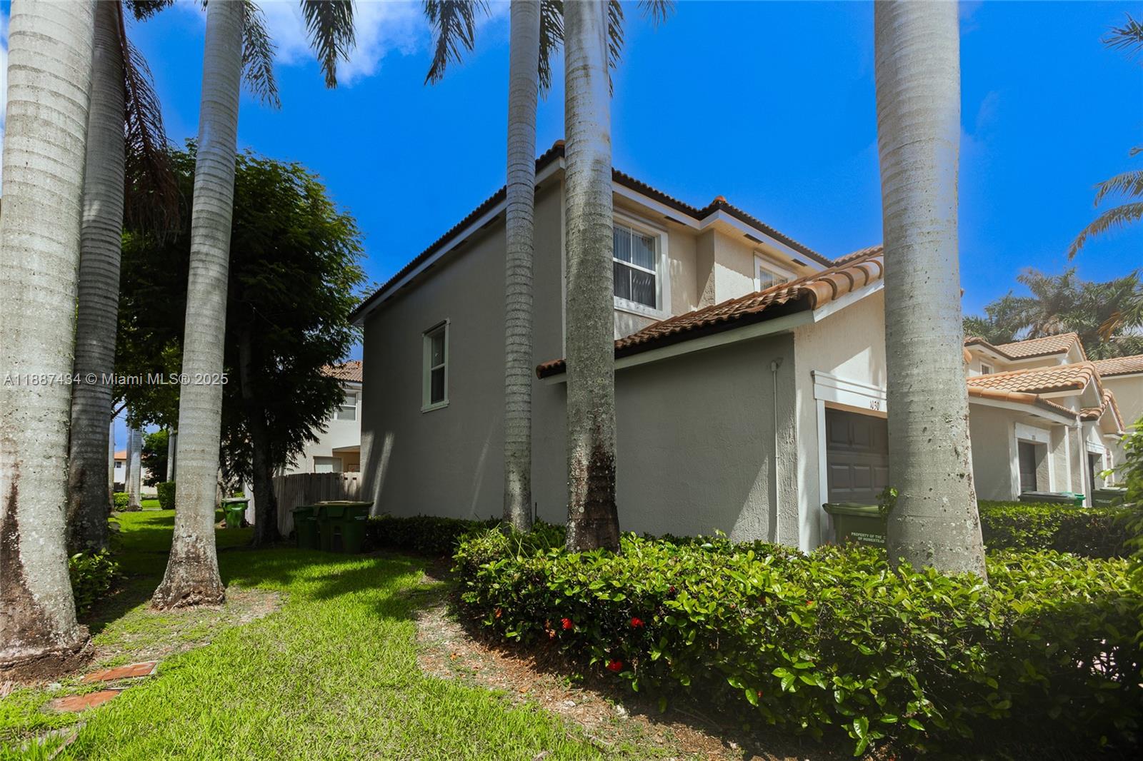 1030 3 / 3 1456 sq. ft. $ 2025-09-30 0 Photo
