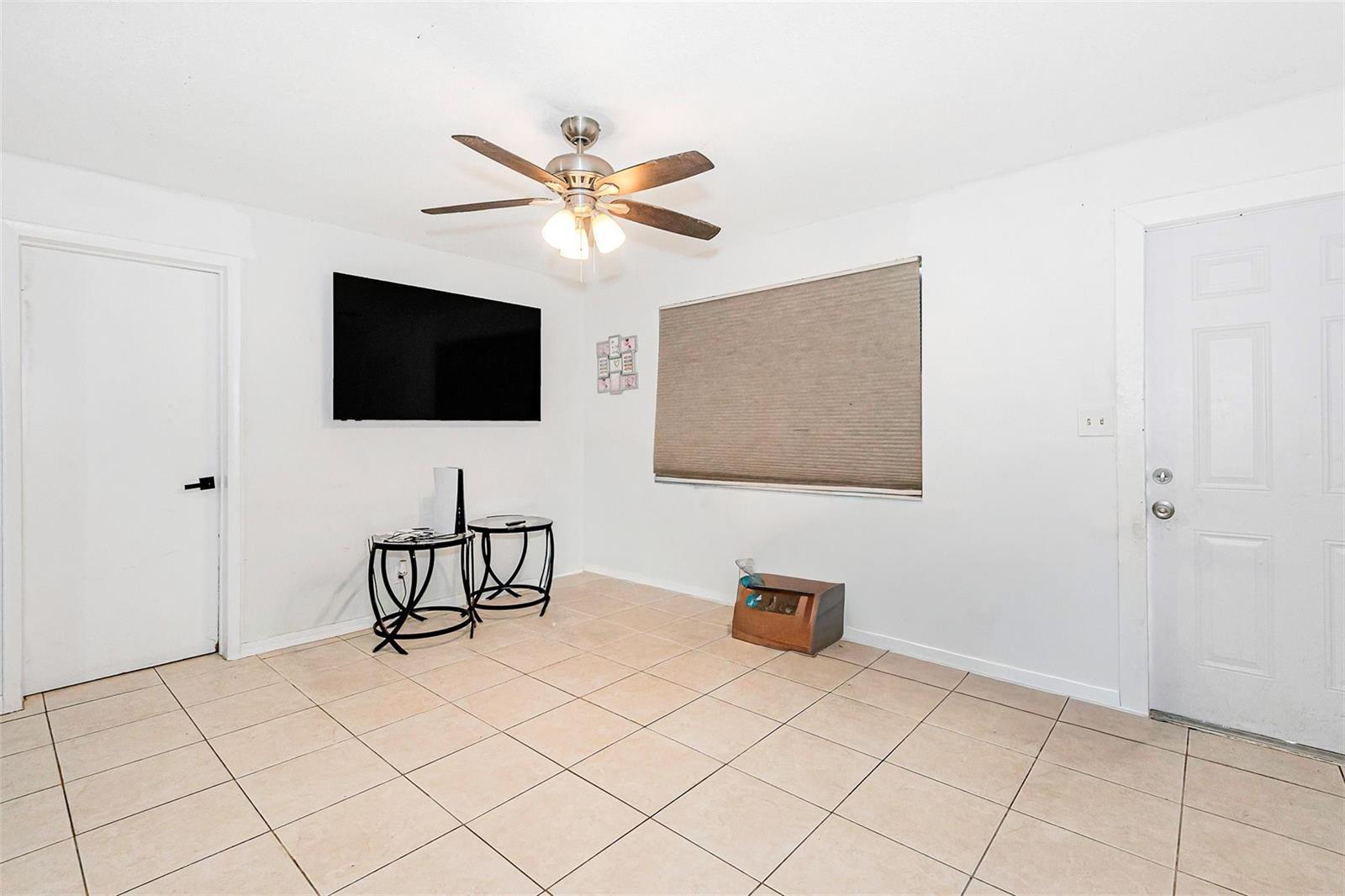 Ver detalles / 0 1632 sq. ft. $ 2025-11-15 0 foto