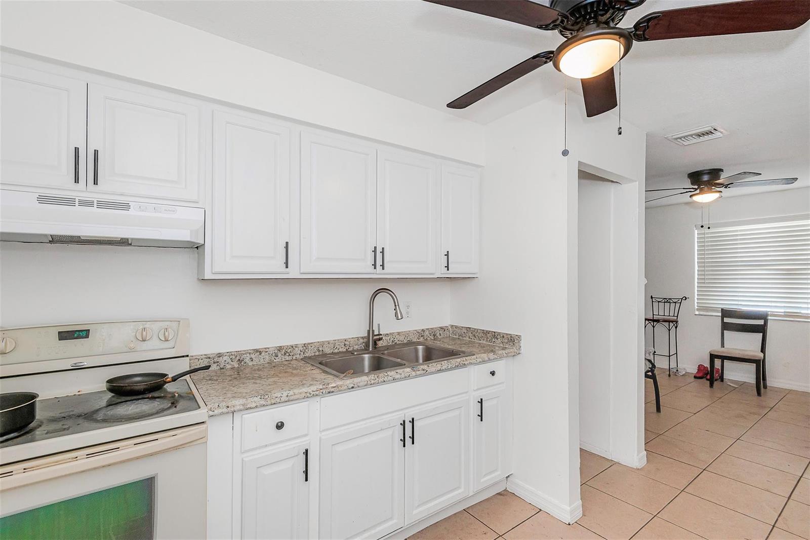 Ver detalles / 0 1632 sq. ft. $ 2025-11-15 0 foto