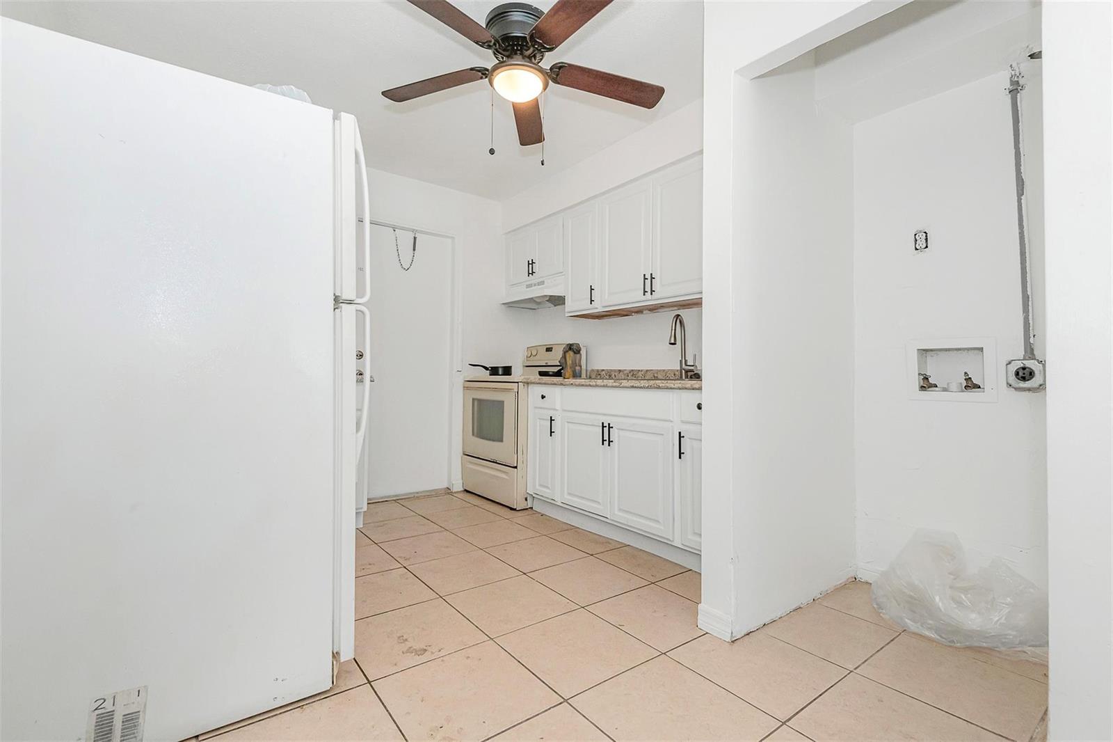 Ver detalles / 0 1632 sq. ft. $ 2025-11-15 0 foto