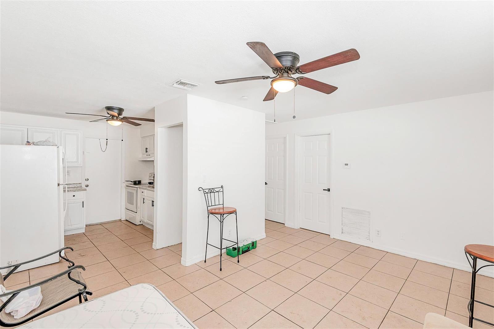 Ver detalles / 0 1632 sq. ft. $ 2025-11-15 0 foto