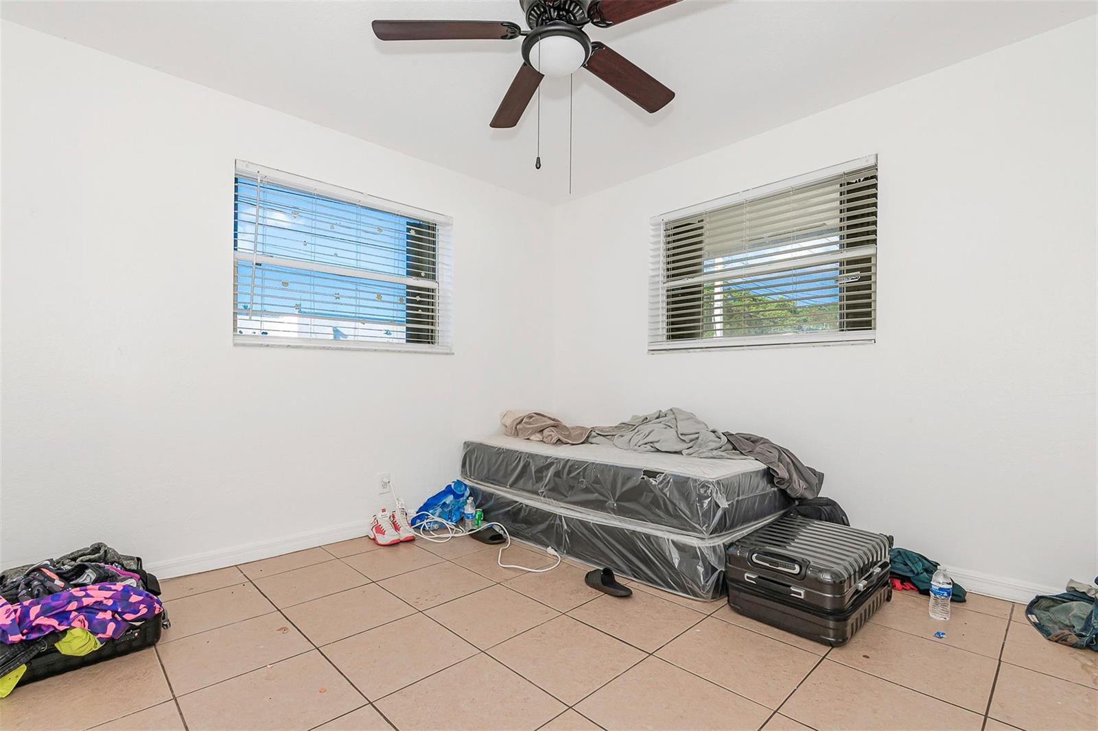 Ver detalles / 0 1632 sq. ft. $ 2025-11-15 0 foto
