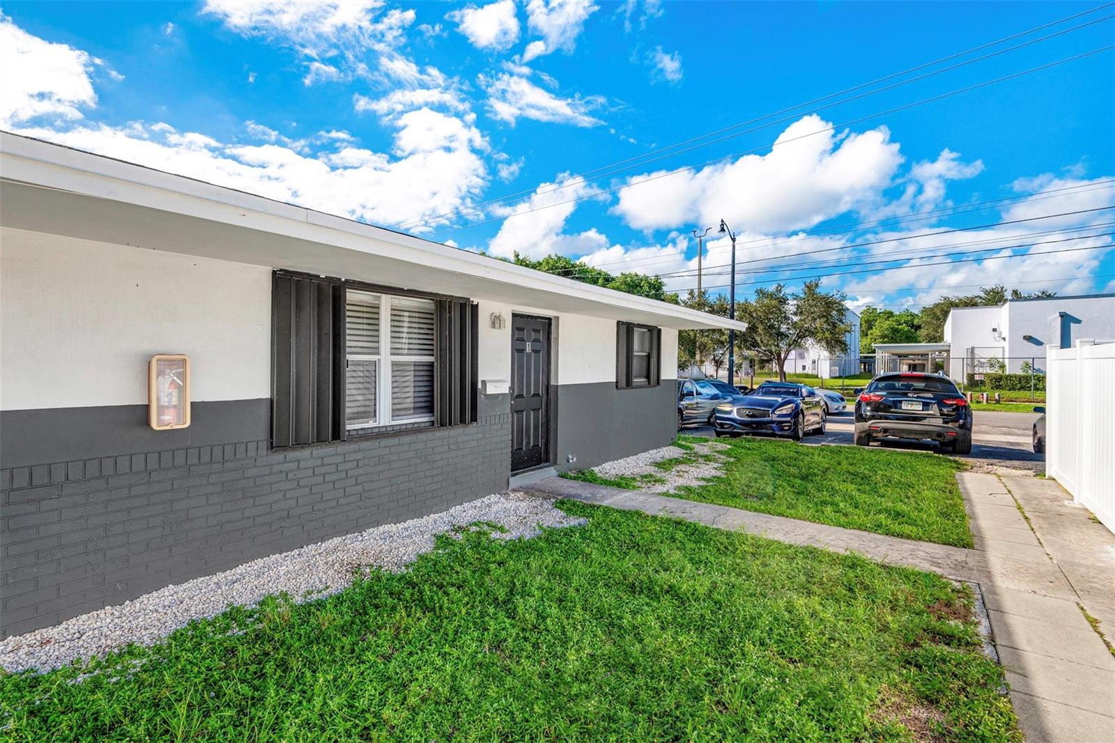 Ver detalles / 0 1632 sq. ft. $ 2025-11-15 0 foto
