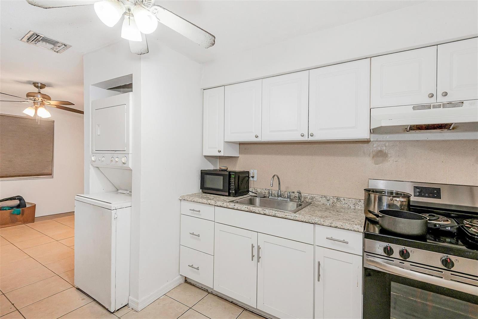 Ver detalles / 0 1632 sq. ft. $ 2025-11-15 0 foto