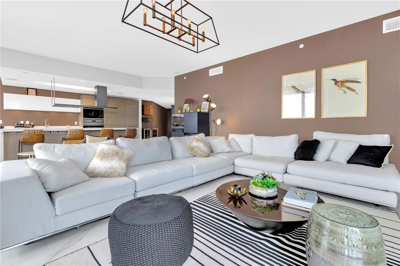 Photo of 17111 Biscayne Blvd  #1709, North Miami Beach, Florida, 33160 - 
