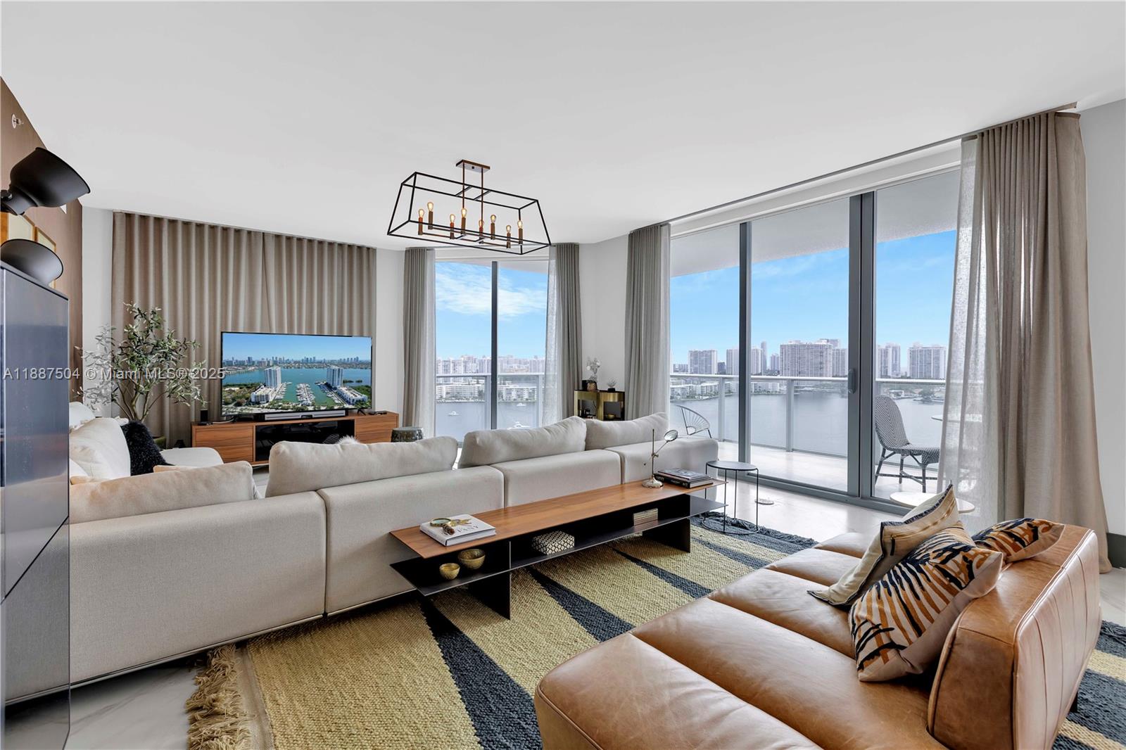 Photo of 17111 Biscayne Blvd  #1709, North Miami Beach, Florida, 33160 - 