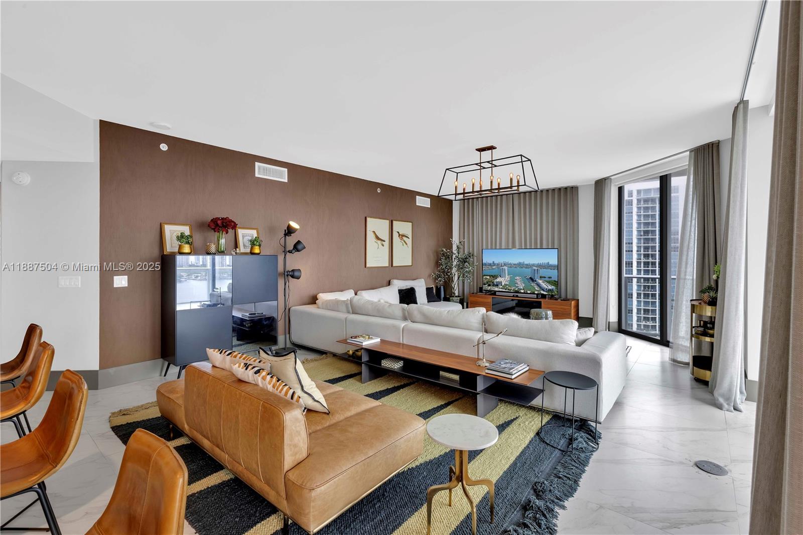 Photo of 17111 Biscayne Blvd  #1709, North Miami Beach, Florida, 33160 - 
