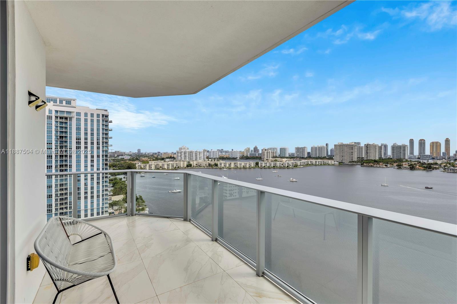 Photo of 17111 Biscayne Blvd  #1709, North Miami Beach, Florida, 33160 - 