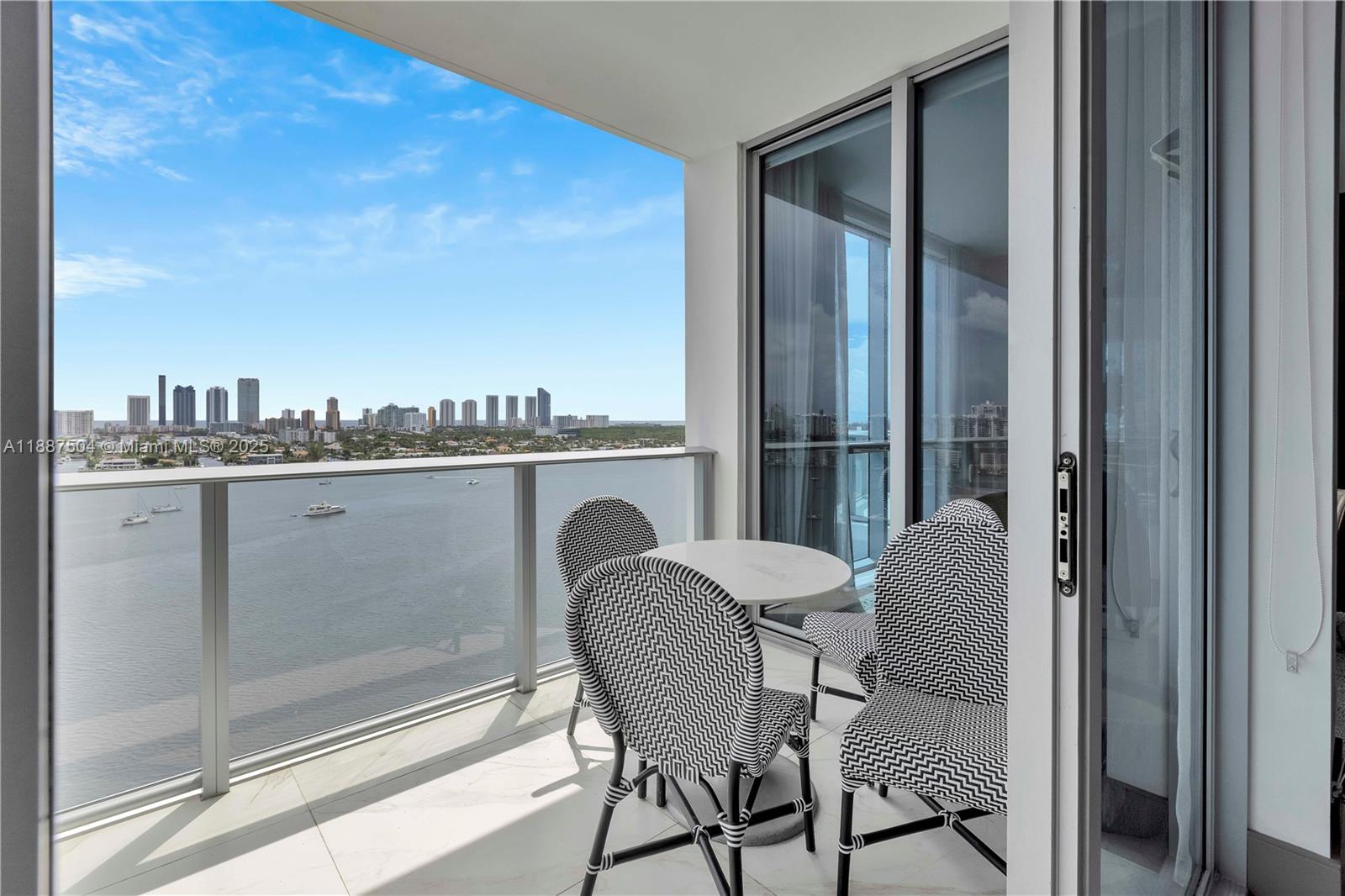 Photo of 17111 Biscayne Blvd  #1709, North Miami Beach, Florida, 33160 - 