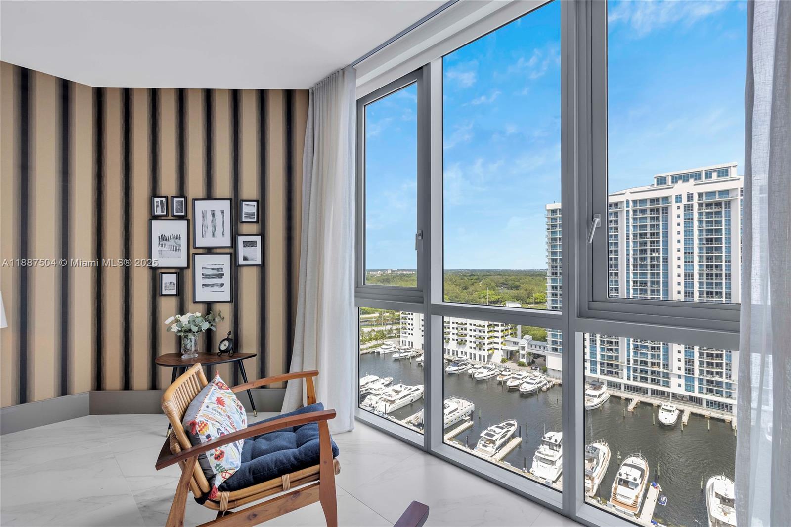 Photo of 17111 Biscayne Blvd  #1709, North Miami Beach, Florida, 33160 - 