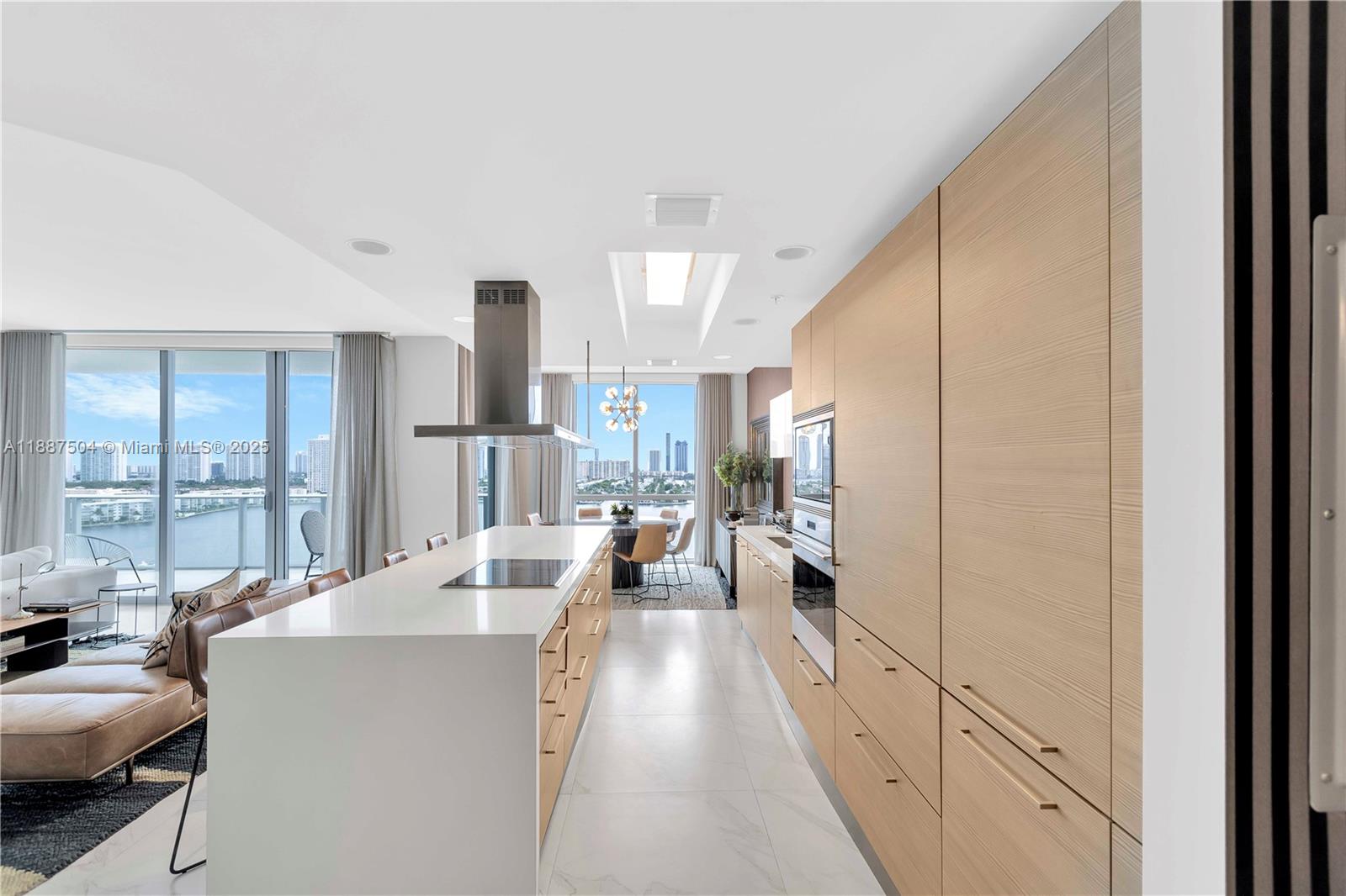 Photo of 17111 Biscayne Blvd  #1709, North Miami Beach, Florida, 33160 - 