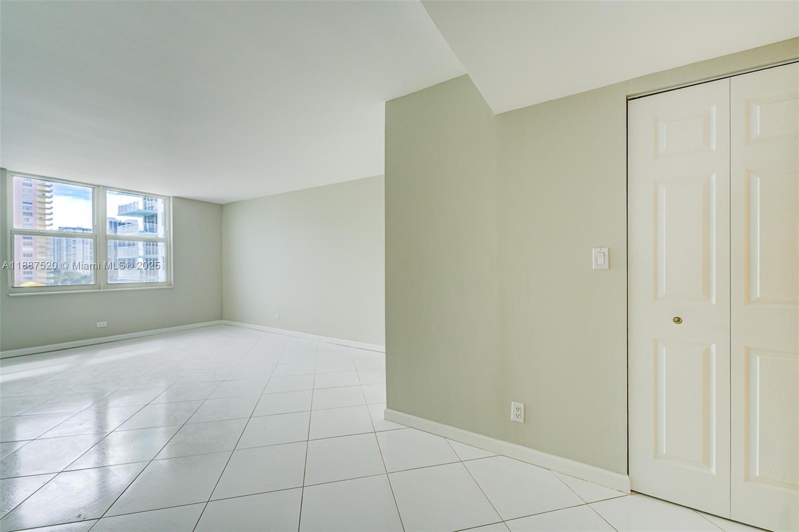 618 2 / 2 1830 sq. ft. $ 2025-09-30 0 Photo