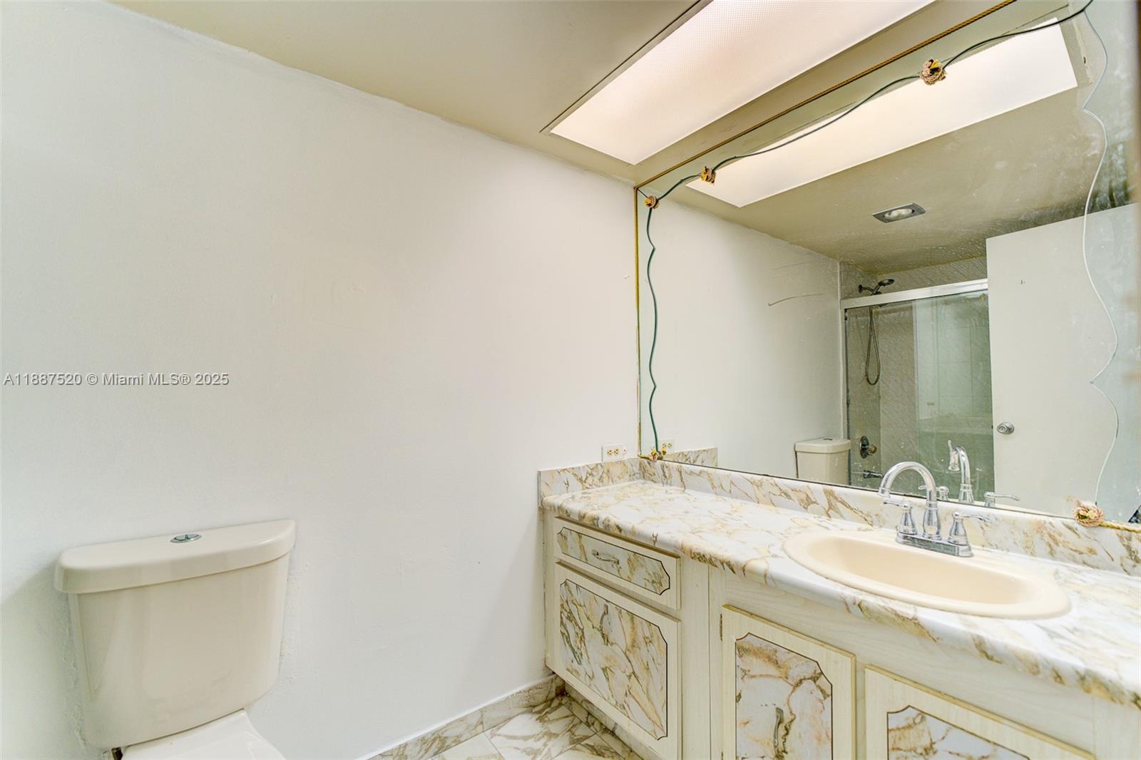 618 2 / 2 1830 sq. ft. $ 2025-09-30 0 Photo