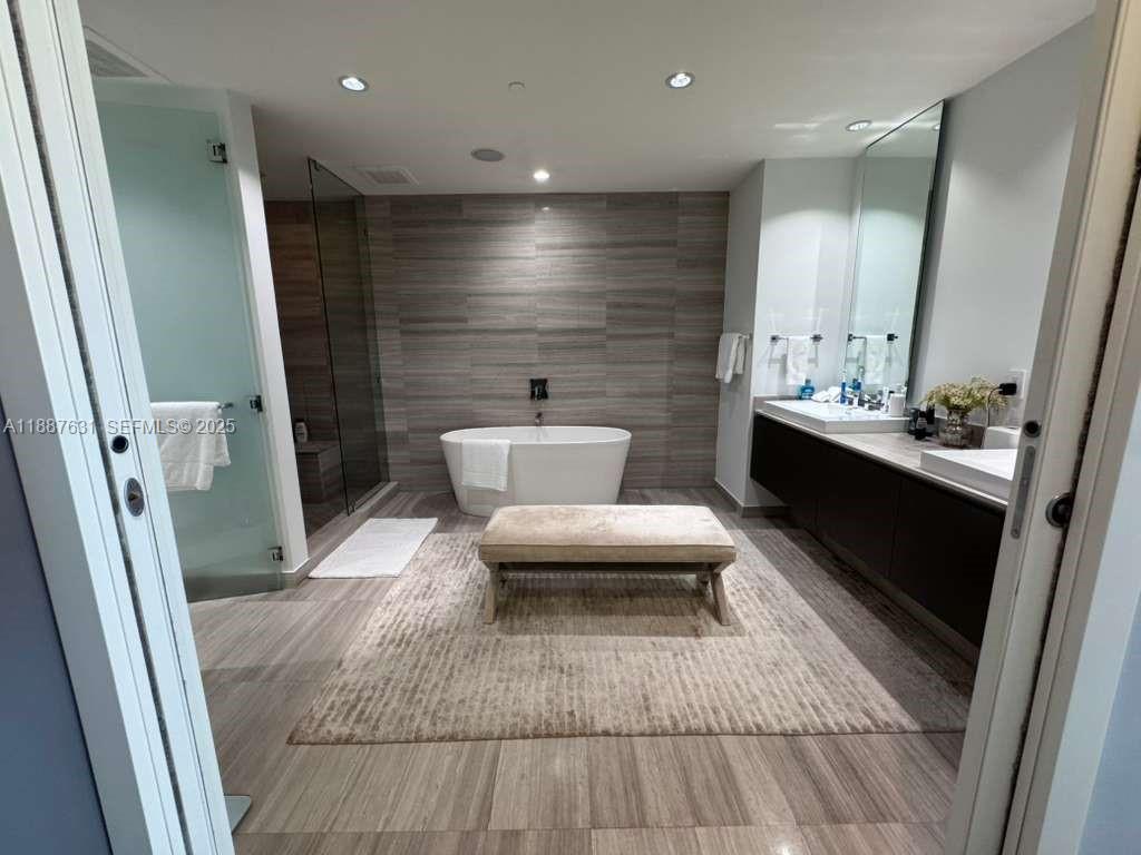 Photo of 3250 188th St  #408, Aventura, Florida, 33180 - 