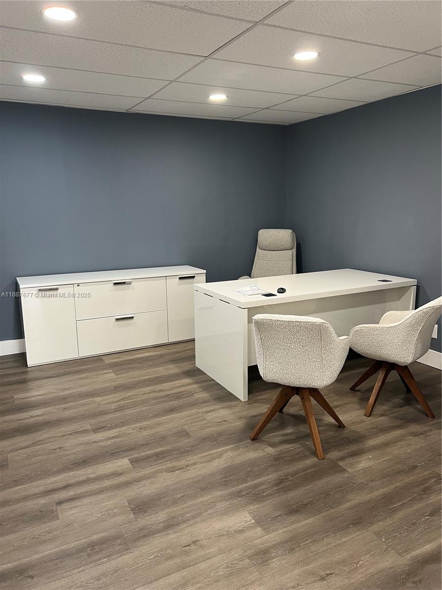 Подробнее / кв.футов $ 2025-11-06 0 Фото