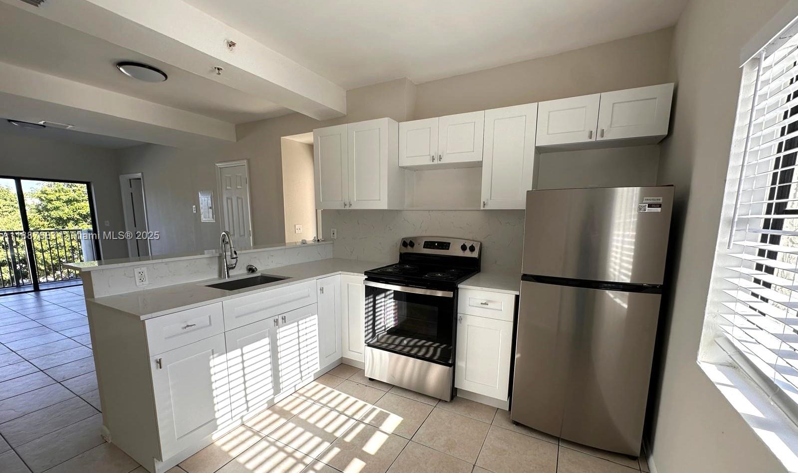   /   sq. ft. $ 2025-09-30 0 Photo