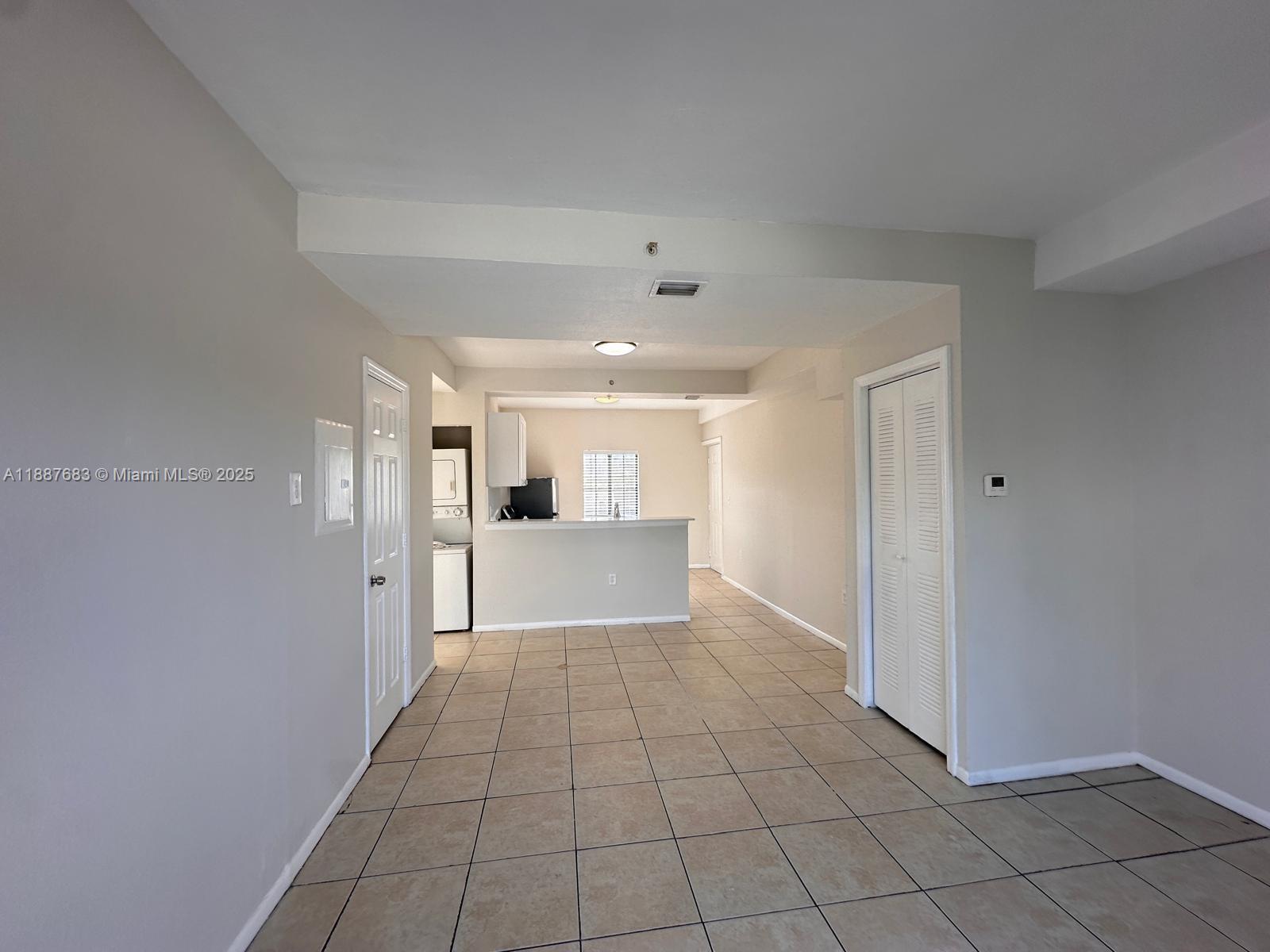   /   sq. ft. $ 2025-09-30 0 Photo