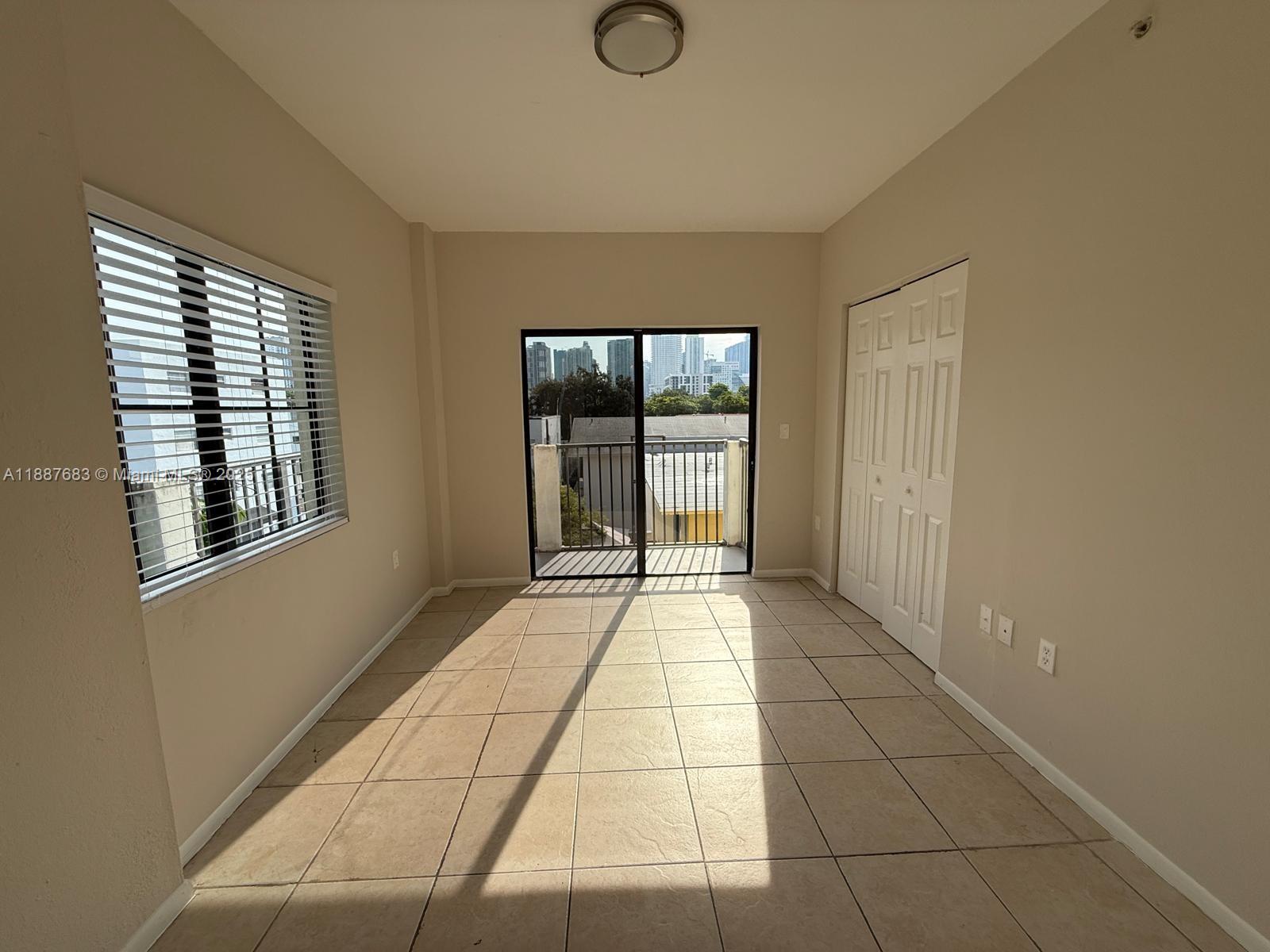  /   sq. ft. $ 2025-09-30 0 Photo